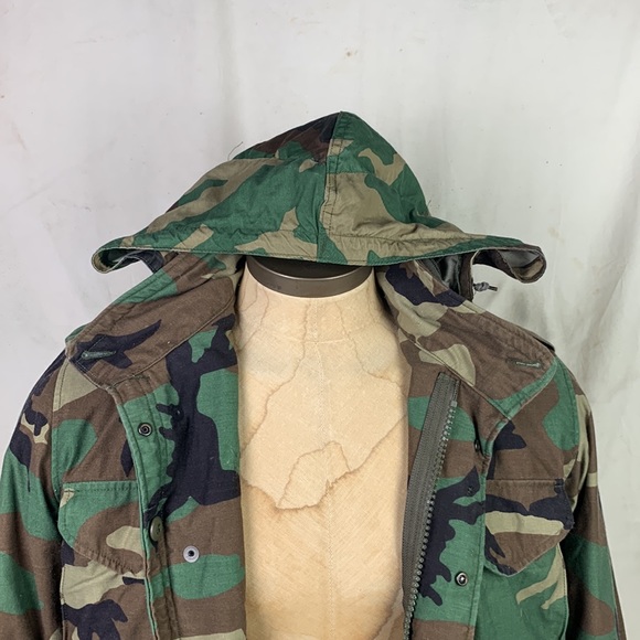 1990s Tricolor Cold Weather Military Jacket - Picture 9 of 10